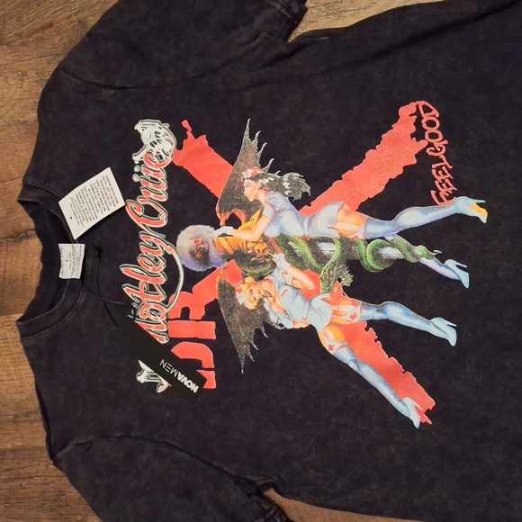 Motley Crue Shirt - Picture 2 of 8
